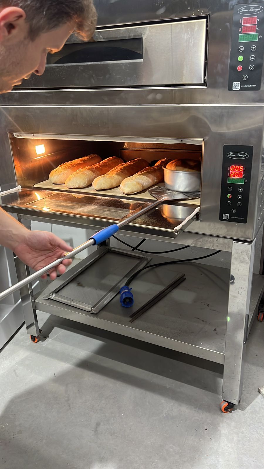 Pão italiano assado