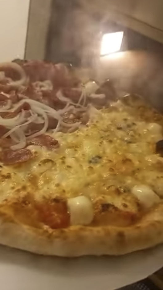 Receita de pizza no Forno Gourmet Larroyd